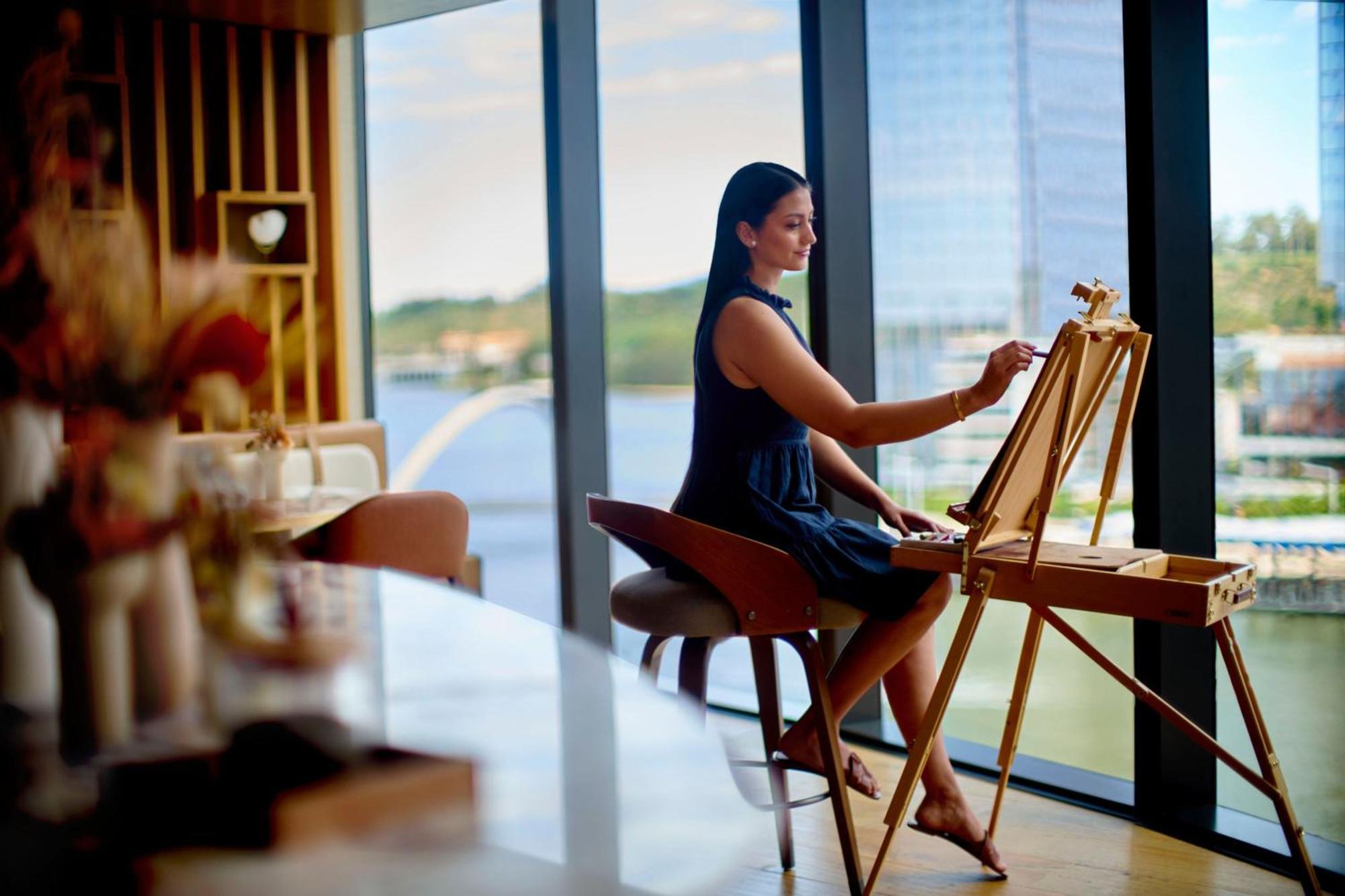 Hotel The Ritz-Carlton, Perth Exteriér fotografie Artist at work
